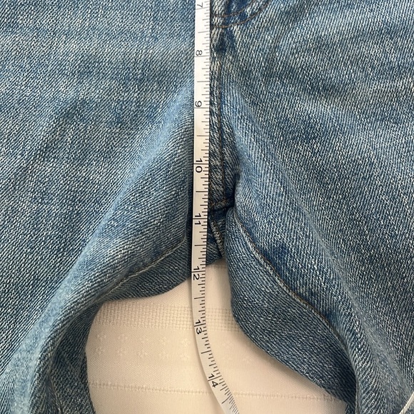 J Crew Mid-rise straight jean in Elise Wash - Picture 10 of 11